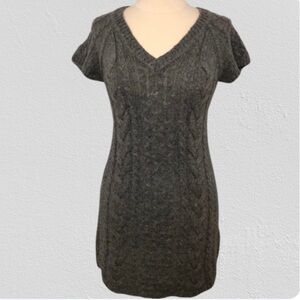 V-Neck Cable Tunic Dress. NWT
